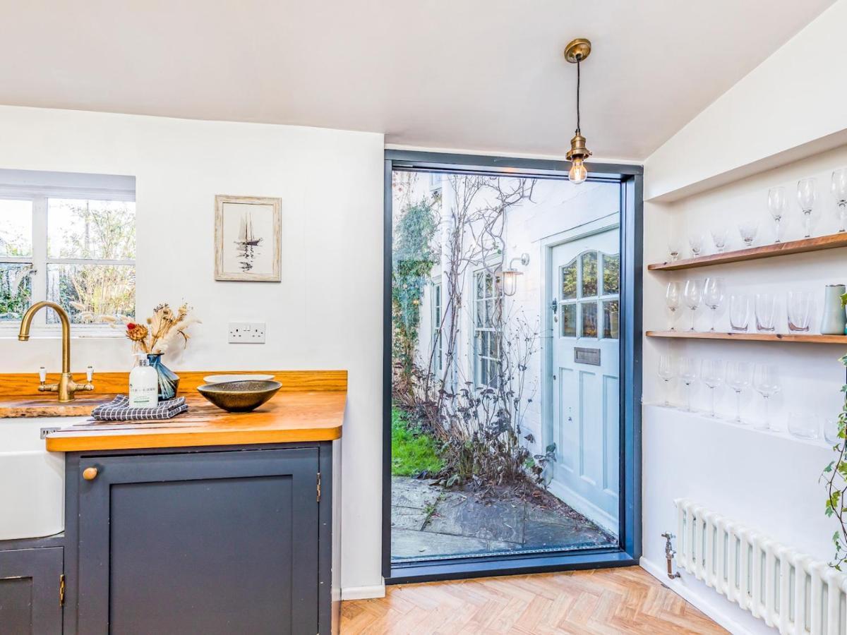 Pass The Keys Charming Downland Cottage Chichester Dış mekan fotoğraf