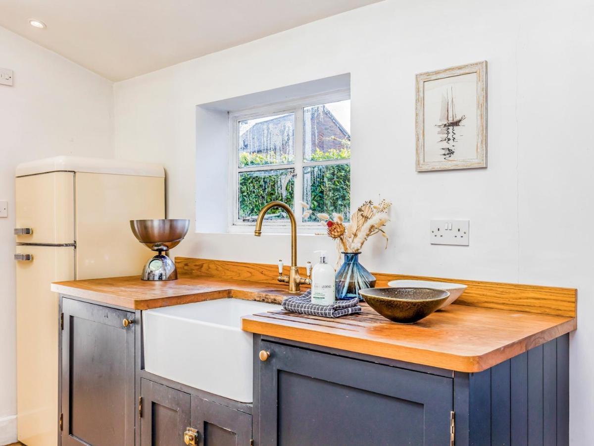 Pass The Keys Charming Downland Cottage Chichester Dış mekan fotoğraf